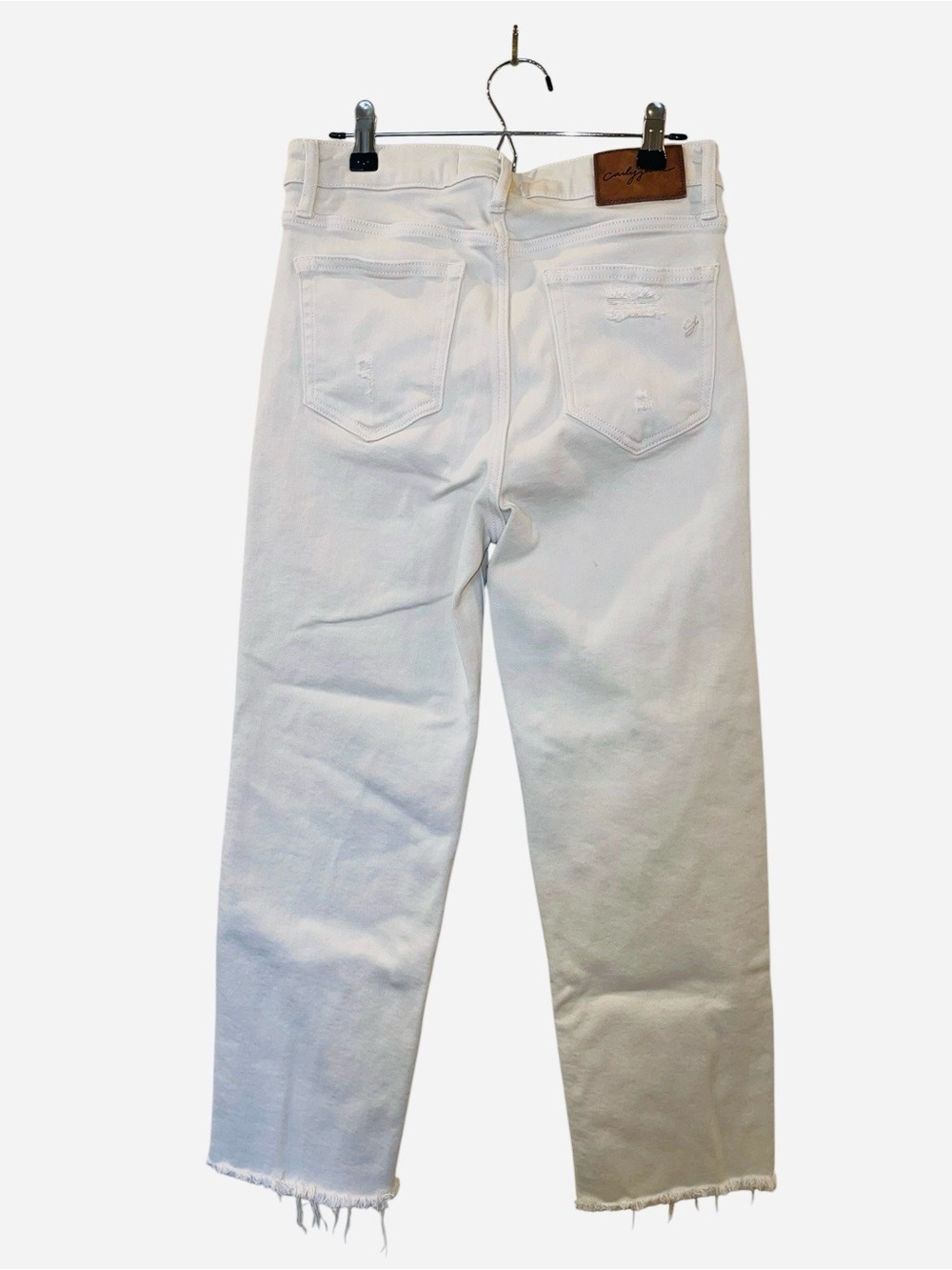 Carly Jean Los Angeles Women’s Chrissy Distressed Straight Leg Jeans Size: 3